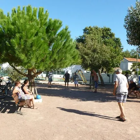 Mobil-home Fouras, 3 Pieces, 4 Personnes - Fr-1-709-29 Casa vacanze